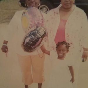 Meet your Posher, Tara